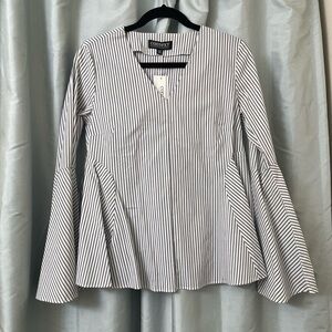 Beautiful striped blouse with flare sleeves NWT